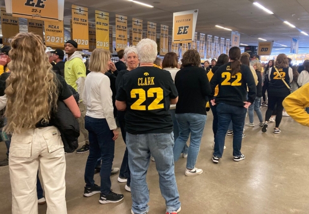 Women’s basketball fans at Carver-Hawkeye Arena